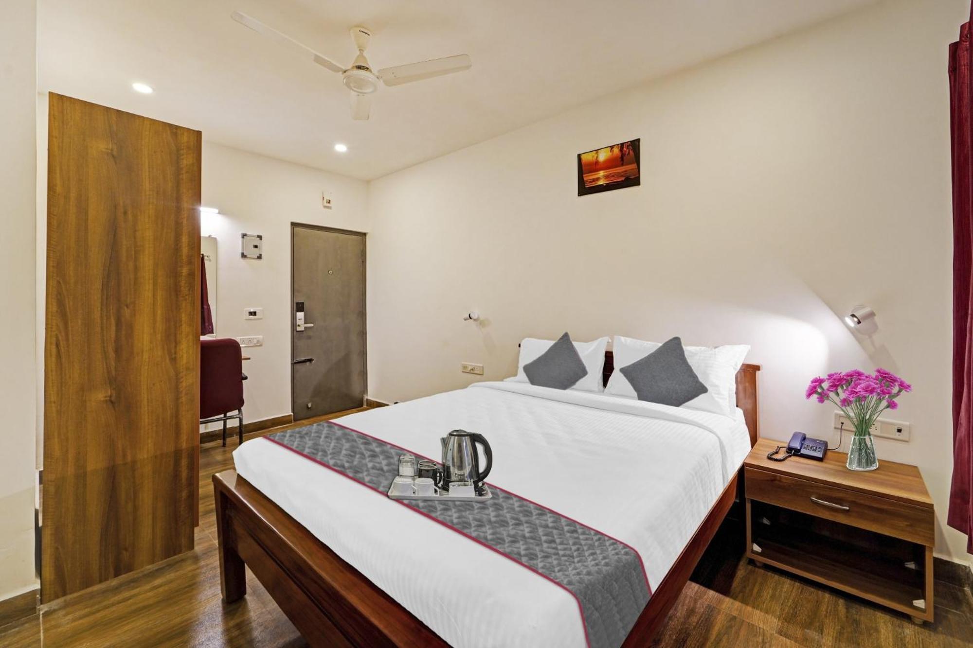 Super Townhouse Orchid Residency Near T.Nagar 호텔 첸나이 외부 사진